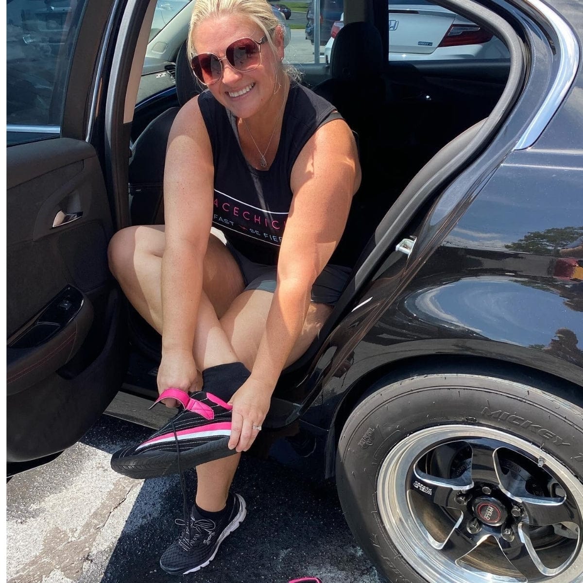 'FIERCE' Women's Racing Shoes (Black/Pink)